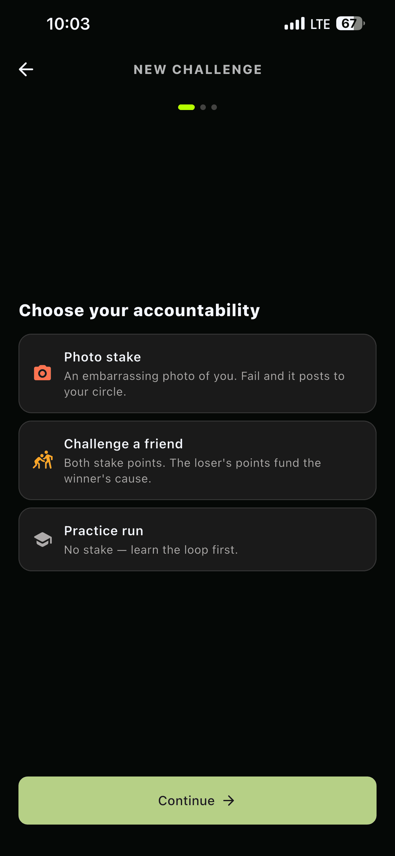 SidePal's new-challenge screen, offering a photo stake, a friend challenge, or a practice run